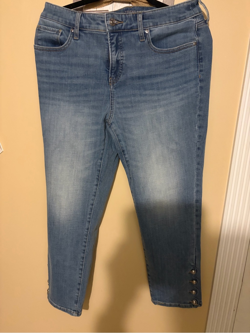 Chicos Light Blue Cropped Button-Hem Jeans